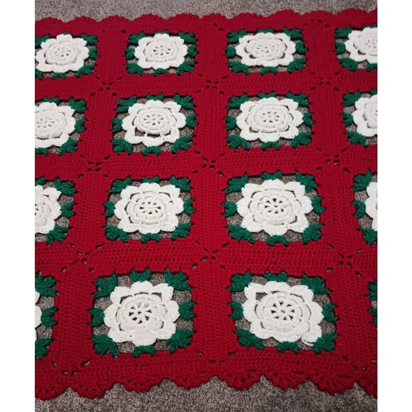 VTG Handmade Crochet 3D Flower Afghan Throw Blanket 34"X78" Granny Square Roses - Picture 3 of 5